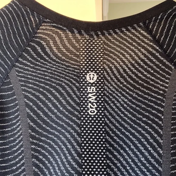 Lululemon Run Swiftly in Illusion Black *Seawheeze 2020